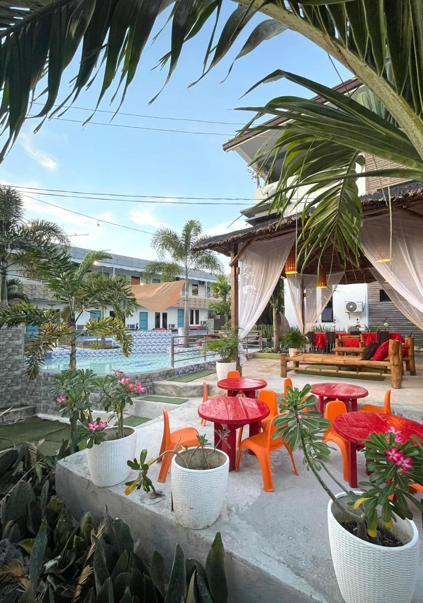 Little Rock Cebu Hotel Lapu-Lapu City Buitenkant foto