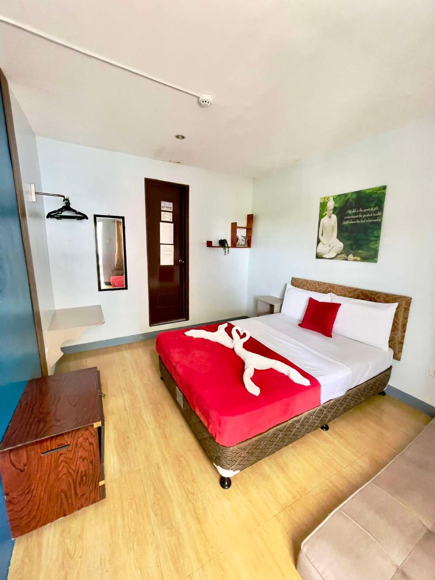 Little Rock Cebu Hotel Lapu-Lapu City Buitenkant foto