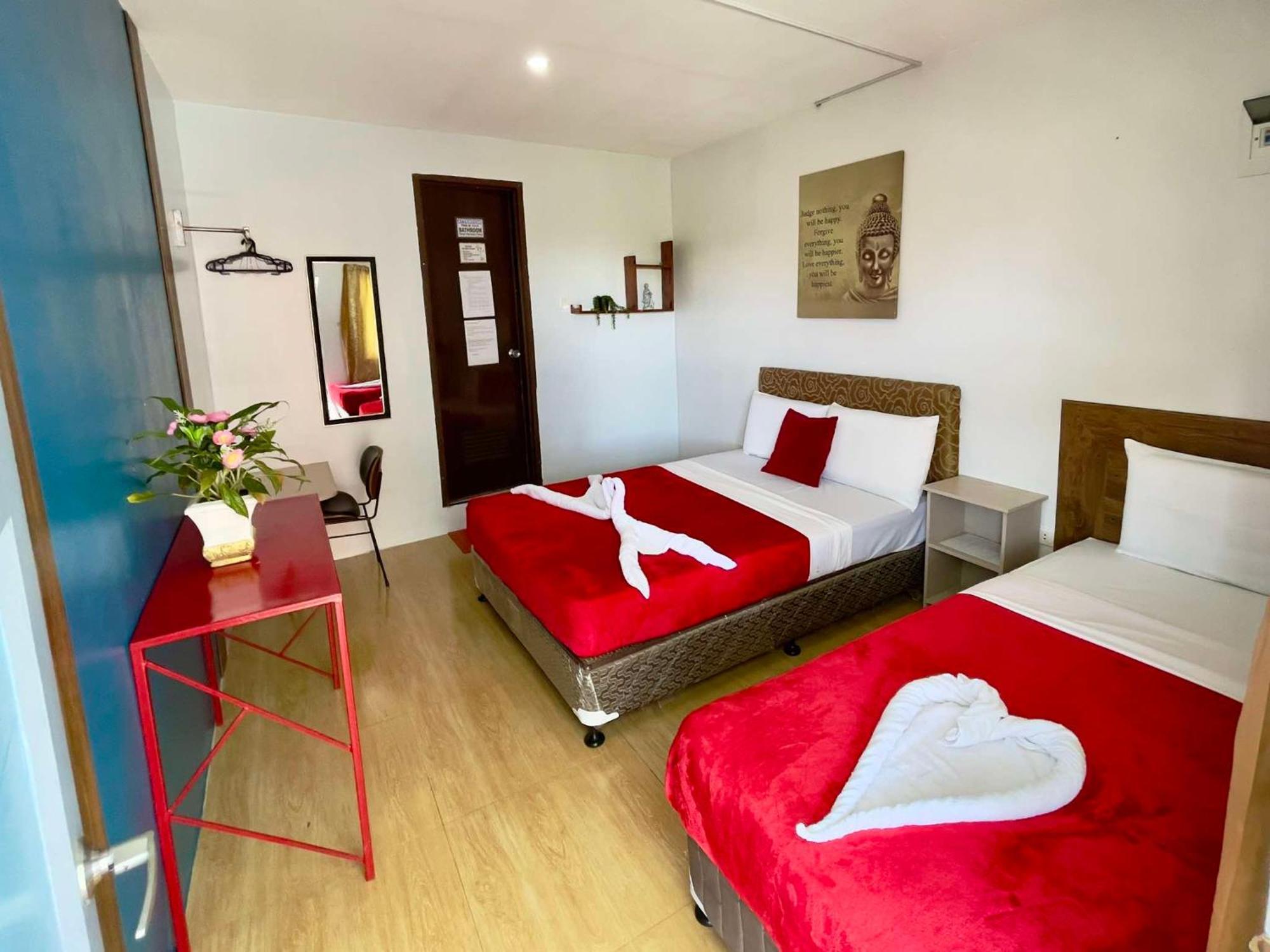 Little Rock Cebu Hotel Lapu-Lapu City Buitenkant foto