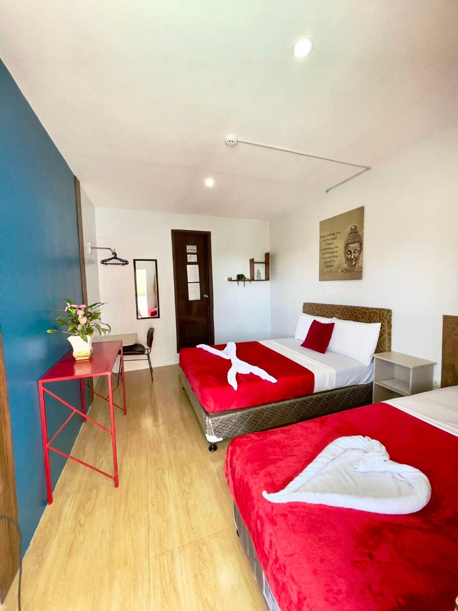 Little Rock Cebu Hotel Lapu-Lapu City Buitenkant foto